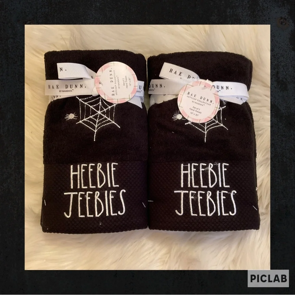 Rae Dunn Heebie Jeebies Hand Towels - NWT x2 Set / 4 Towels - Spiders Halloween
